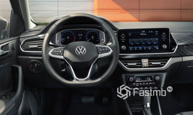 Volkswagen Polo 2020, водительское место