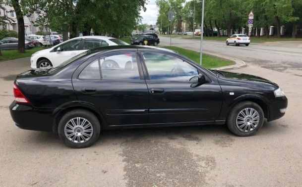 ТОП-10 авто за 300 тысяч рублей